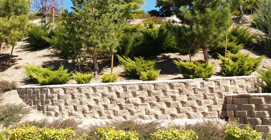 Concrete Retaining Walls Concrete Retaining Walls
